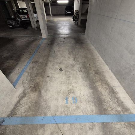 סן-דני Appartement Les Portes Du Stade מראה חיצוני תמונה